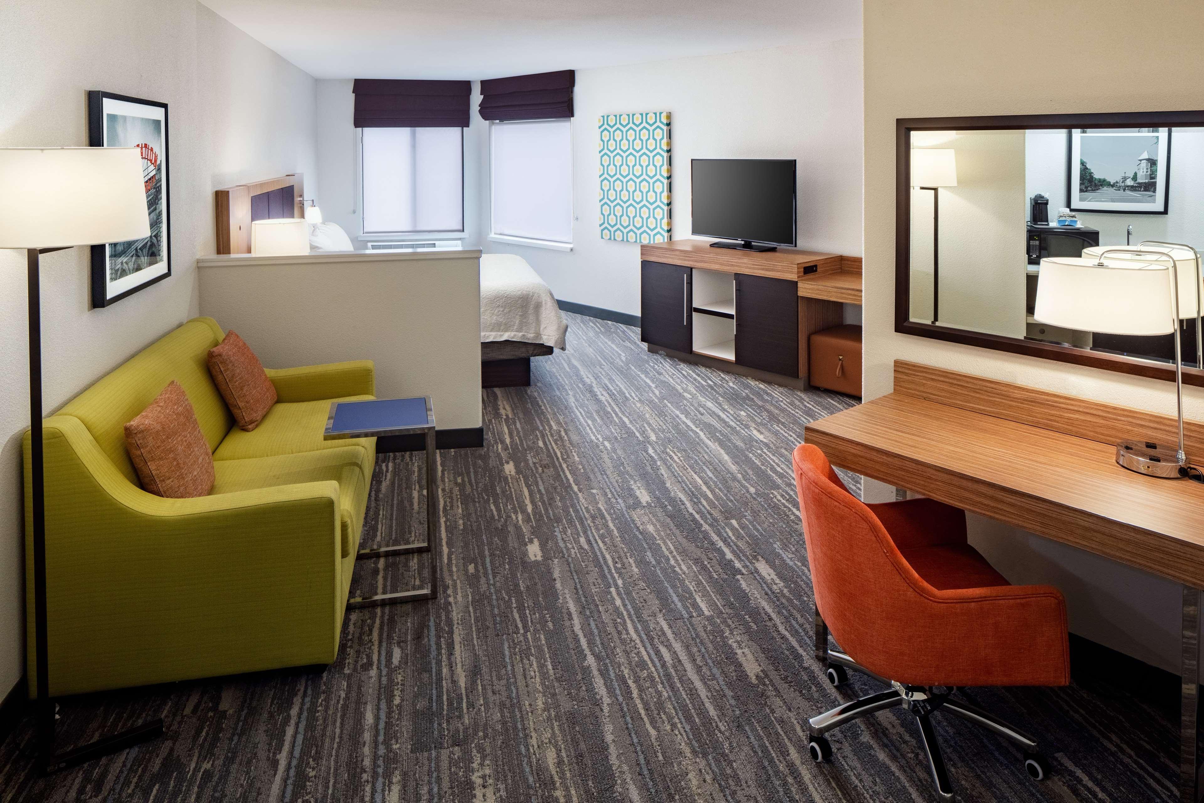 Hampton Inn & Suites Parker Exterior photo