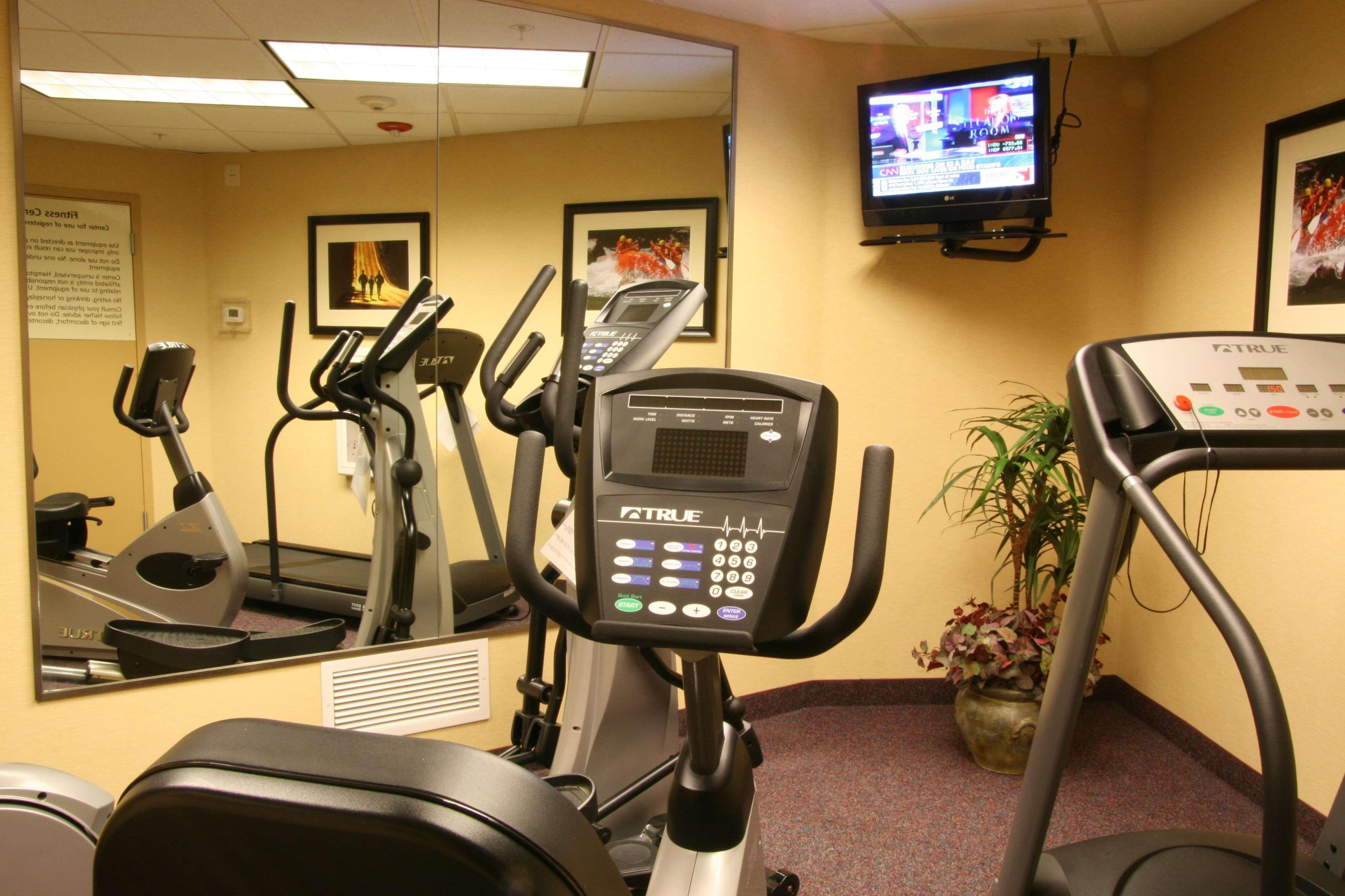 Hampton Inn & Suites Parker Facilities photo