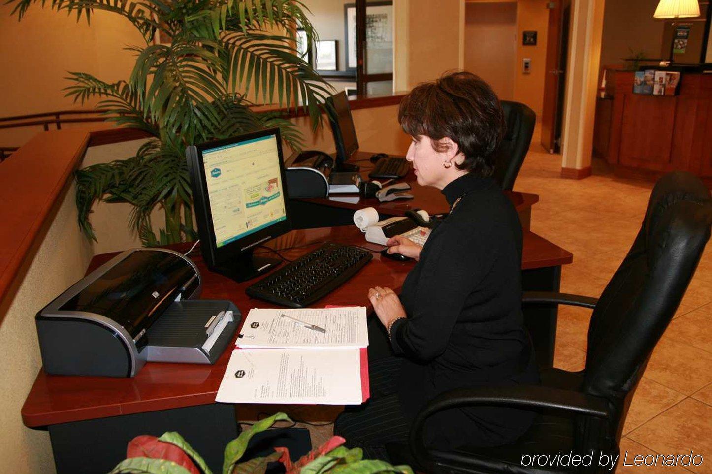 Hampton Inn & Suites Parker Facilities photo