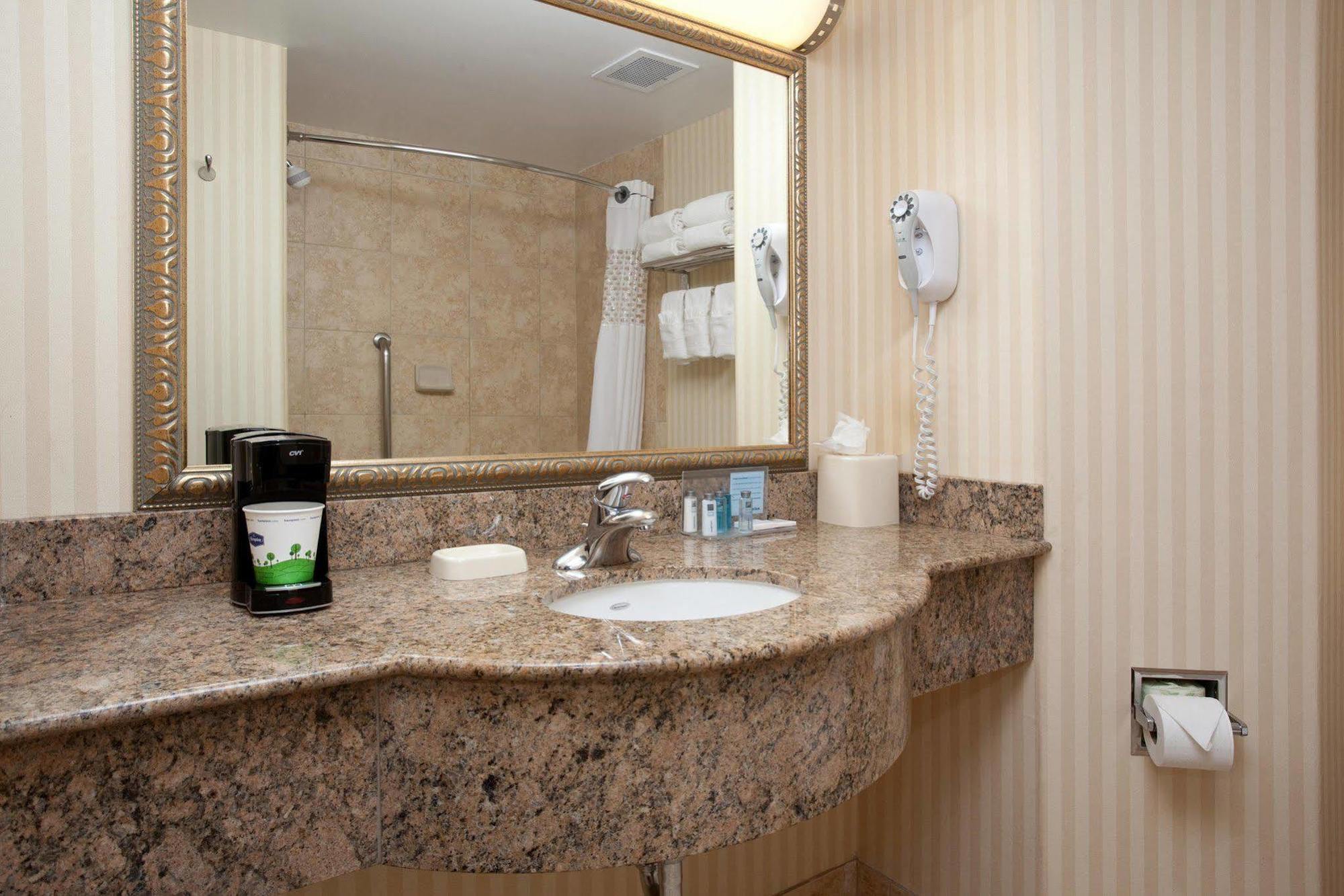Hampton Inn & Suites Parker Exterior photo