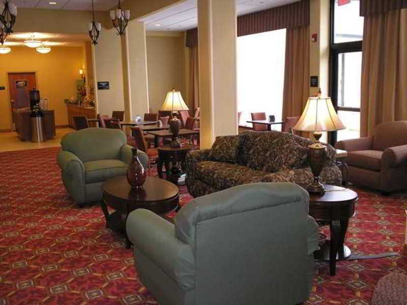 Hampton Inn & Suites Parker Interior photo