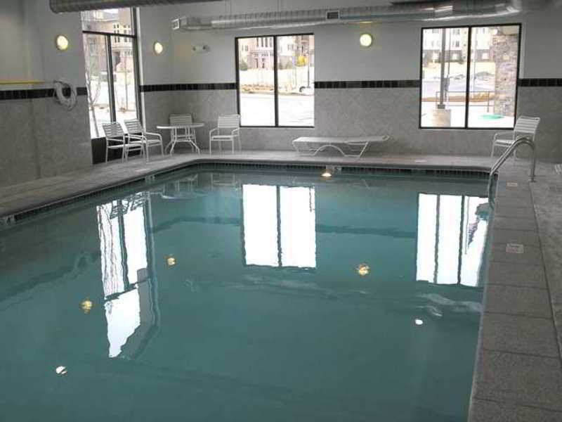 Hampton Inn & Suites Parker Facilities photo
